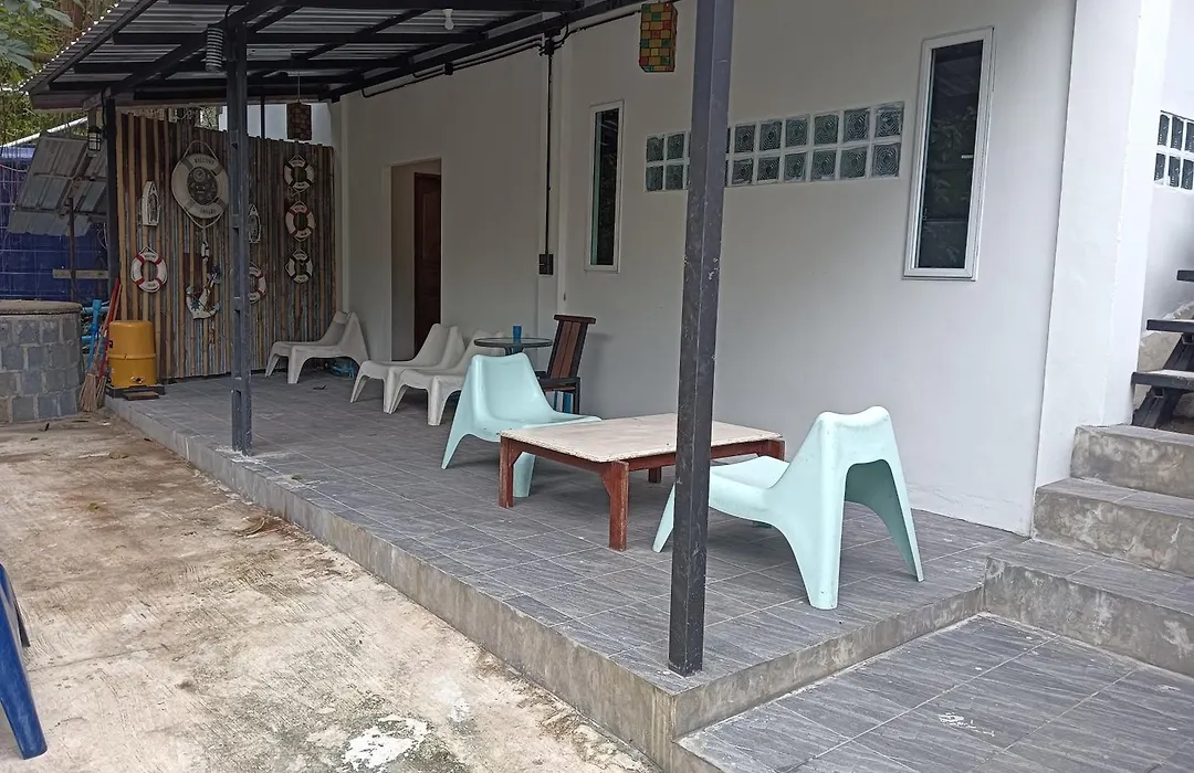 White Jail At Koh Tao Hostel-1