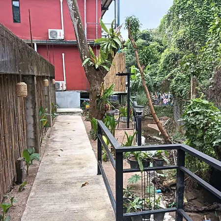 White Jail At Koh Tao Hostel-2